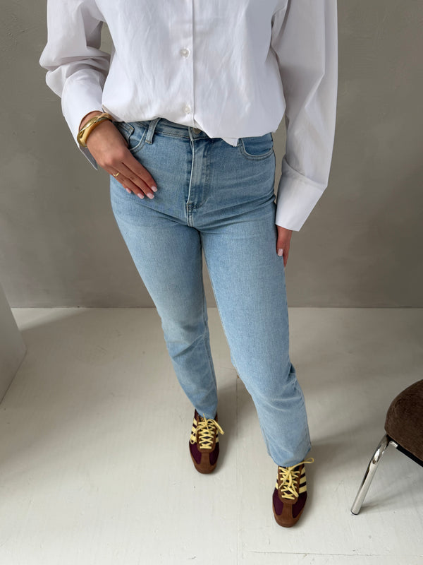 EMMA JEANS LIGHT BLUE