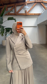 Elise tailored blazer taupe