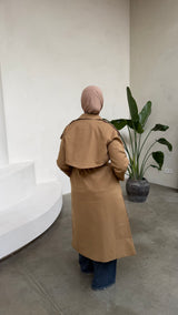 CLASSIC BELTED TRENCHCOAT
