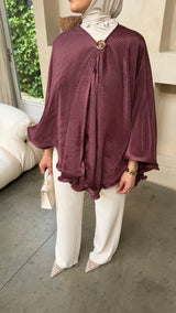 PLISSÉ PONCHO BURGUNDY