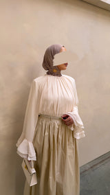 LOU RUFFLE BLOUSE ECRU
