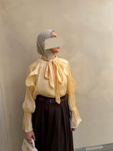 RUFFLE BLOUSE YELLOW