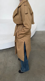 CLASSIC BELTED TRENCHCOAT