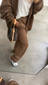 ESSENTIAL OVERSIZED PANTS- CAMEL