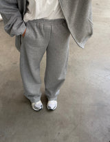 ESSENTIAL OVERSIZED PANTS- GRAY