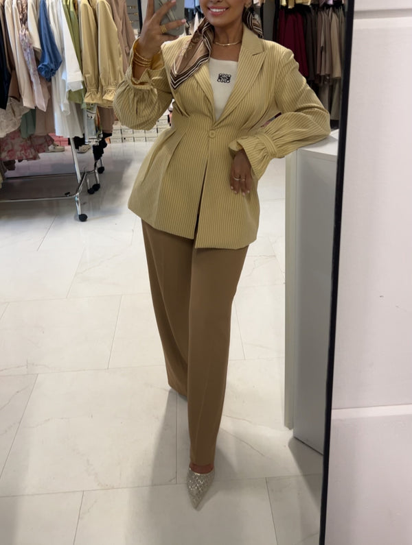 ARIAH STRIPE BLAZER