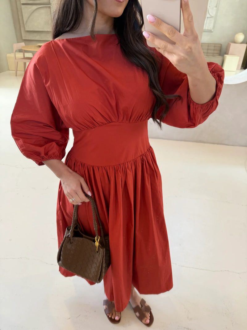 Sacha Kleid rot