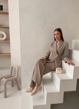 CLAUDIA SUIT TAUPE