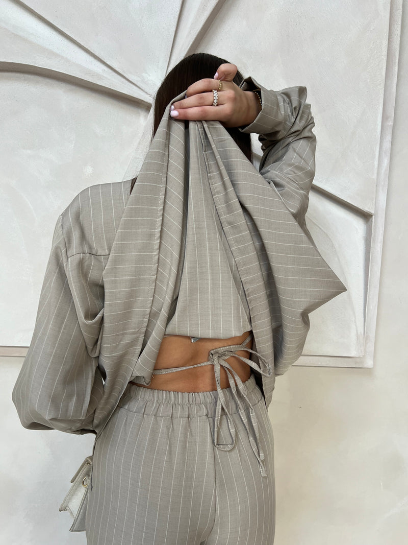 NANCY TWO PIECE TAUPE