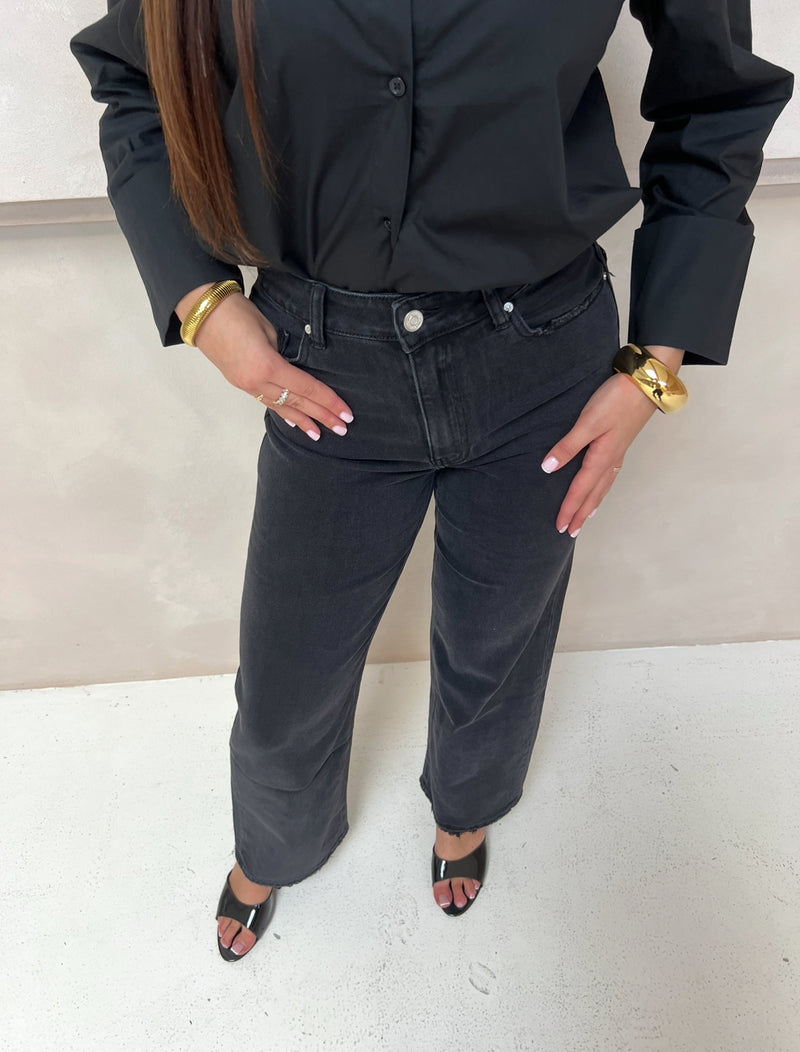 CLARA QUEEN HEARTS JEANS BLACK