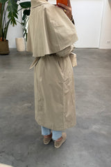 CAPE TRENCHCOAT BEIGE