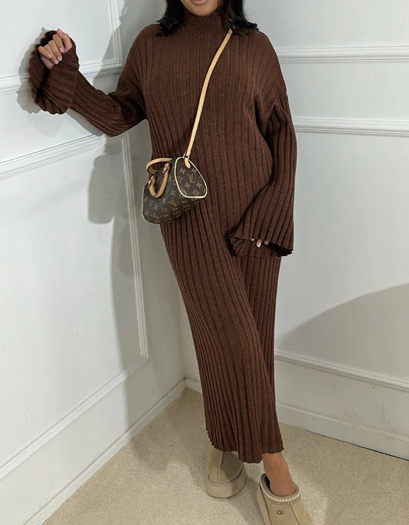 LONG KNITTED DRESS BROWN