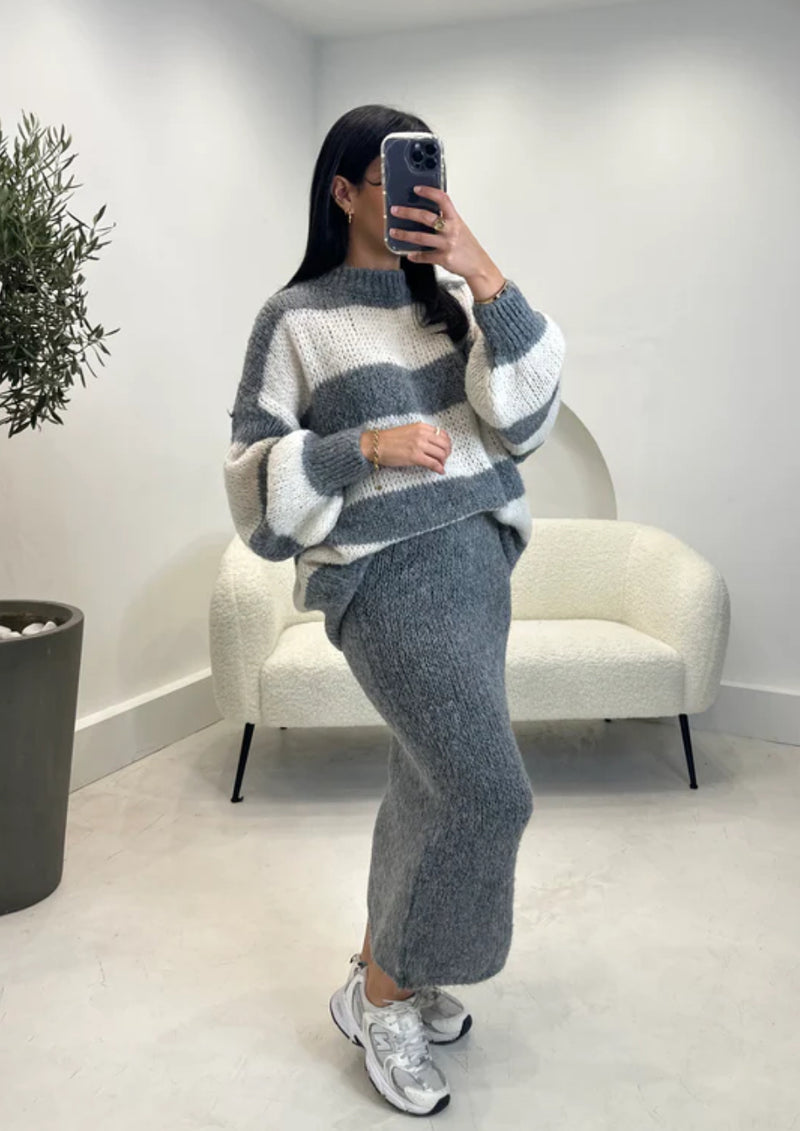 Kecy knitted stripe set gray